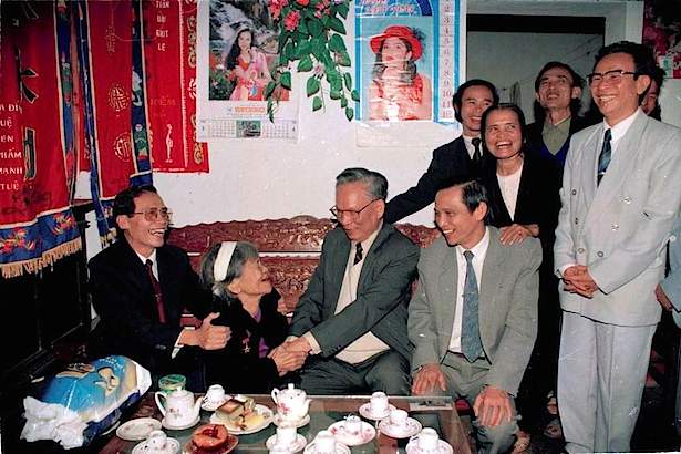 Thư viện Đại tướng Lê Đức Anh, Lê Đức Anh