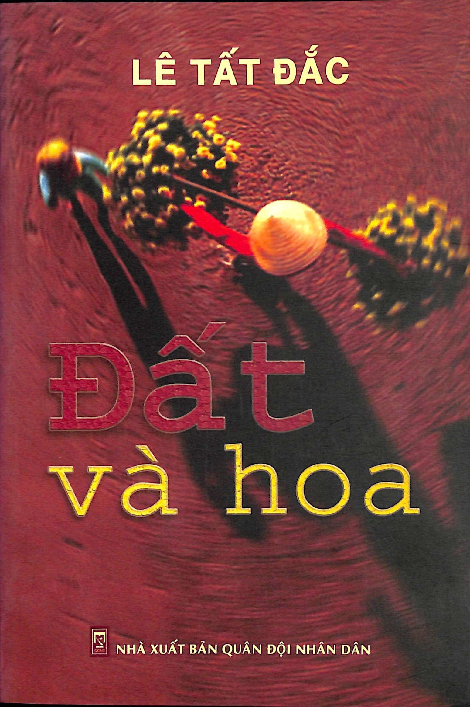 Đất và hoa