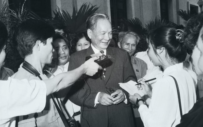 Đại tướng Lê Đức Anh - Bộ trưởng Bộ Quốc phòng điều chỉnh thế bố trí chiến lược trên địa bàn Quân khu 1 trong những năm 1987 - 1992