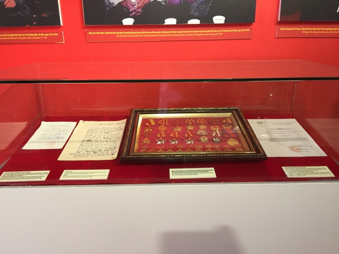 Trưng bày hơn 300 hình ảnh, hiện vật về cuộc đời và sự nghiệp của Đại tướng Lê Đức Anh